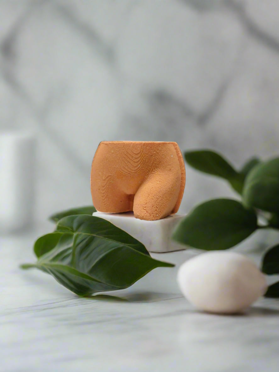 Perfectly Peach Woman's Lower Body Bath Bomb