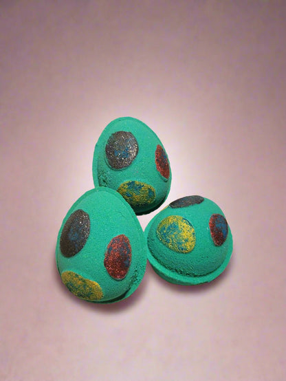 Pear Berry Hatching Egg Bath Bomb with Toy