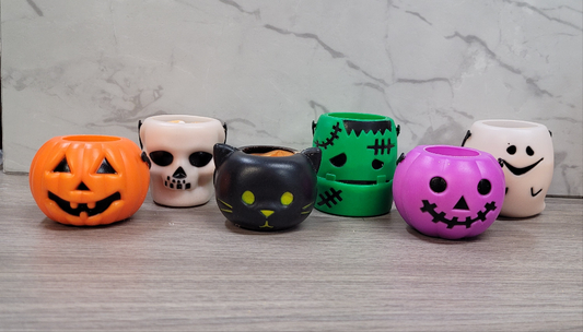 Pleasantly Pumpkin Bath Bomb in Pumpkin Bucket with Toy