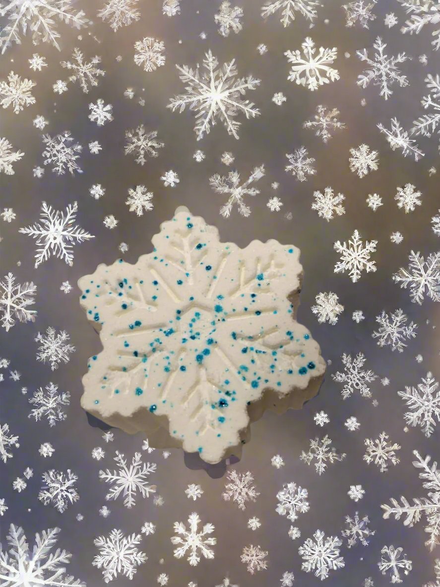 Warm & Cozy Snowflake Bath Bomb