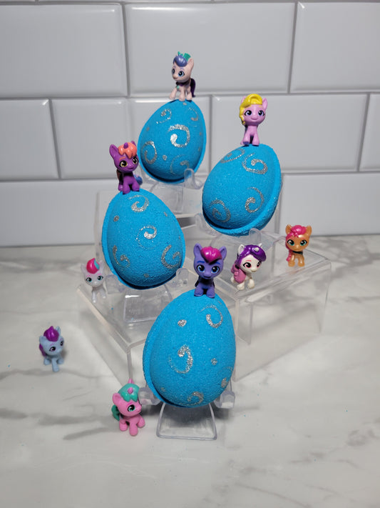 Blueberry Hatching Egg Bath Bomb with Surprise Pony