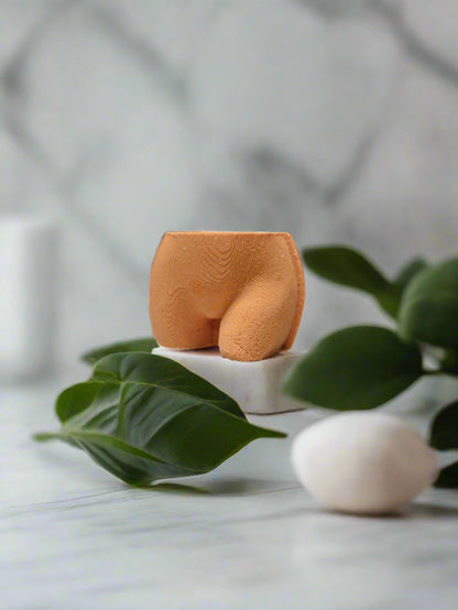 Perfectly Peach Woman's Lower Body Bath Bomb